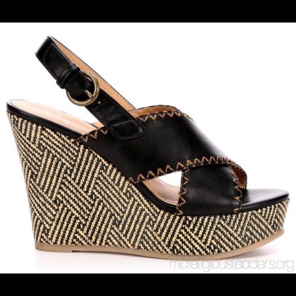 Eva & Zoe Tribal Wedge Gem